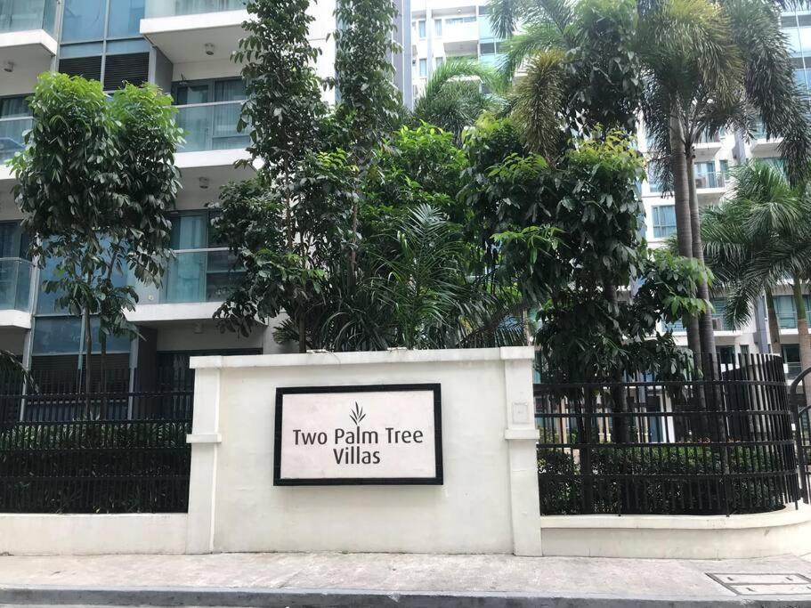 Lovely 2 Bed Room Condo Infront Of Naia Terminal 3 Manila Bagian luar foto